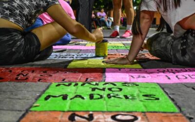 Rayuela Feminista en la Plaza Centenario