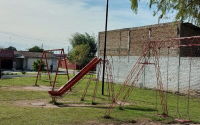 Renovación integral de la plaza Alborada.