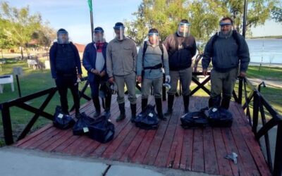 Entrega de indumentaria para el personal municipal.