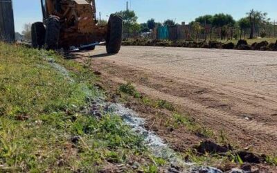 Comenzó la construcción del cordón cuneta en la calle Camilo Badía.