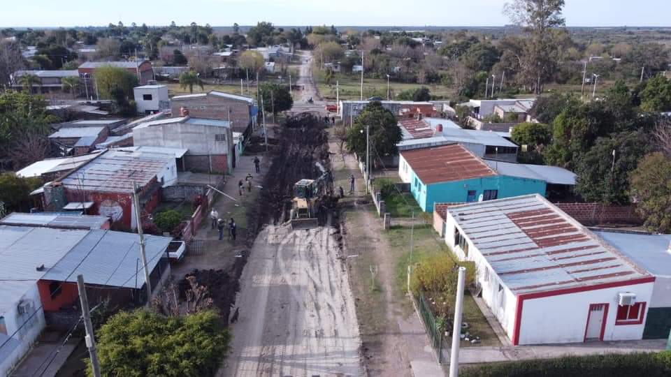 Avanza las tareas de pavimentación en calles Islas del Ibicui.