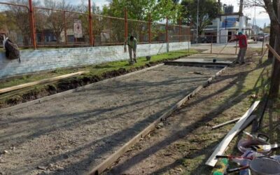 Construcción de veredas en el colegio General Manuel Belgrano.