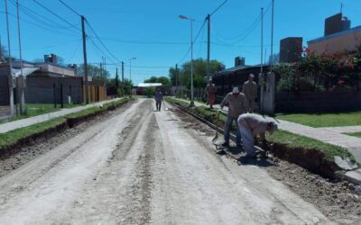 Tareas preliminares de pavimentación en el barrio La Cañada.