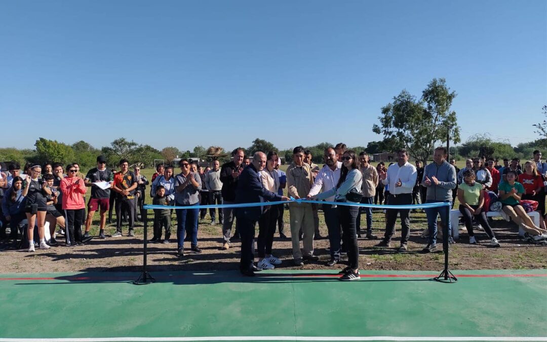 Inaguración del playón multideportivos en la ciudad.