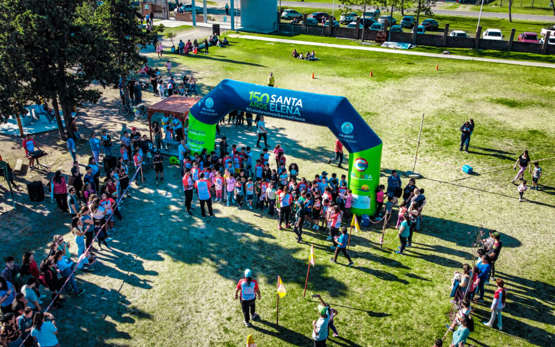 RUNNING KIDS Y DÍA DE LAS INFANCIAS EN EL POLIDEPORTIVO MUNICIPAL
