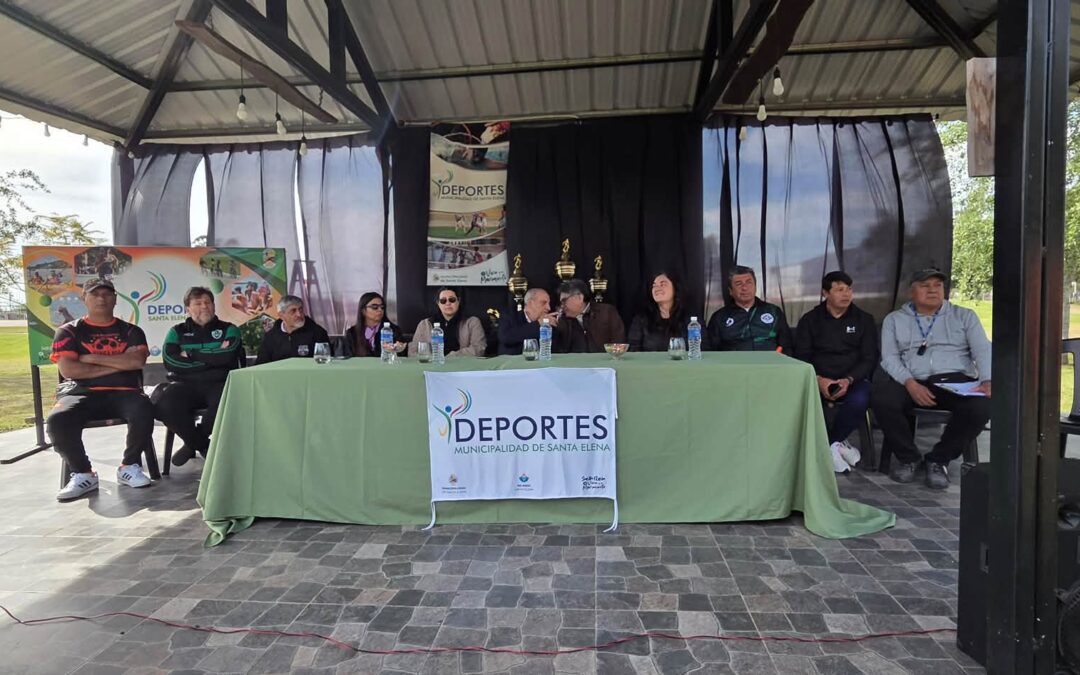 Se dio comienzo al 3er Torneo Internacional de fútbol senior +50 – Copa Ciudad de Santa Elena